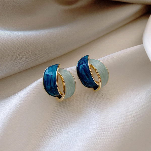 The Ingrid Stud Earrings Saint Ashley Blue 